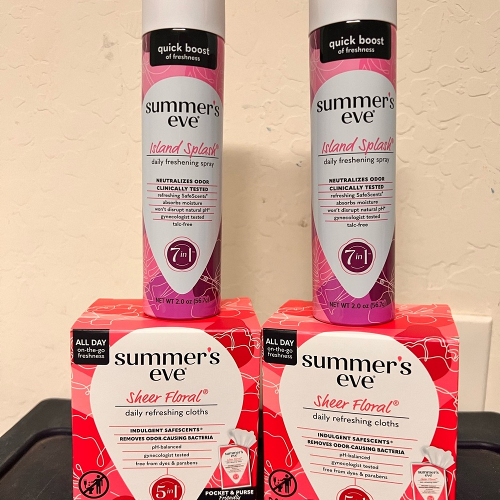 Summer's Eve Freshening Spray and Cloths Set